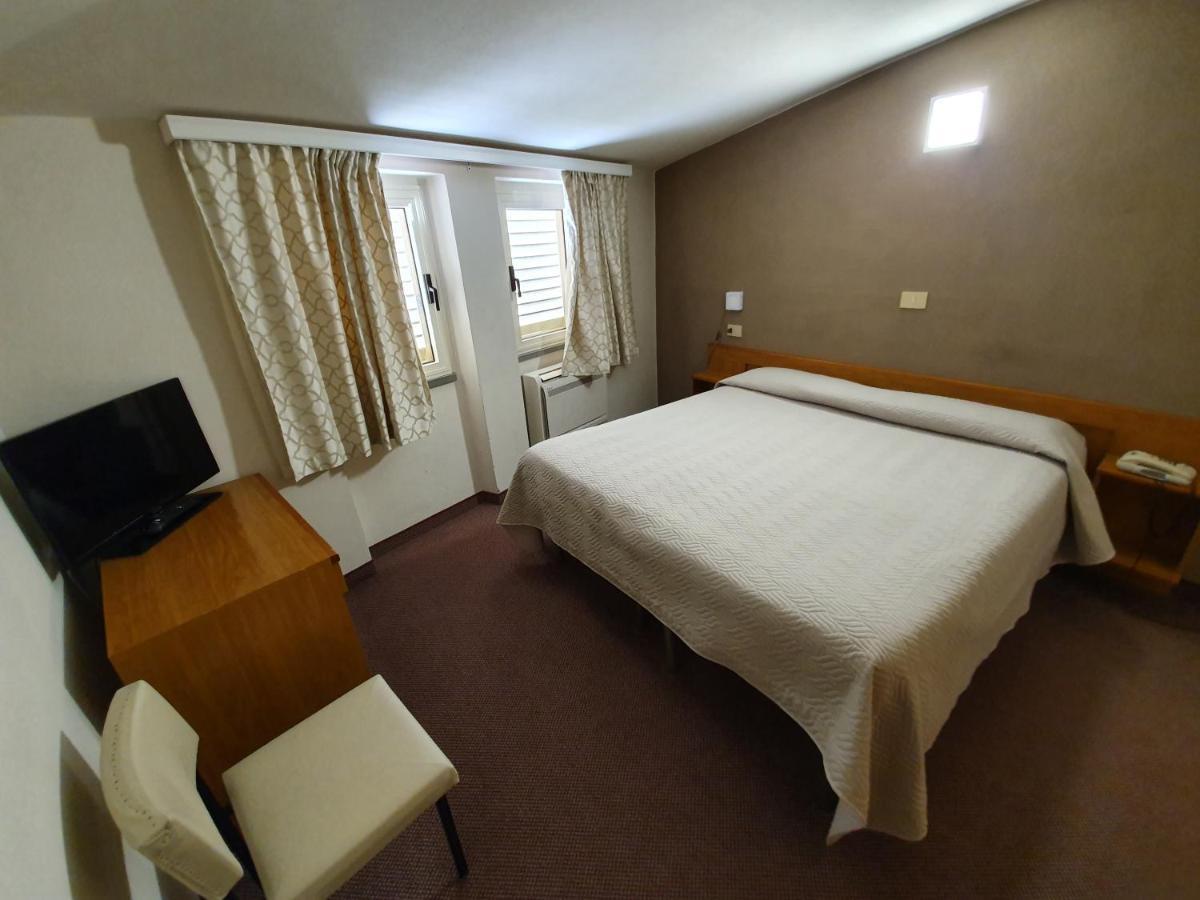 Hotel Giovanna Montecatini-Terme Zewnętrze zdjęcie